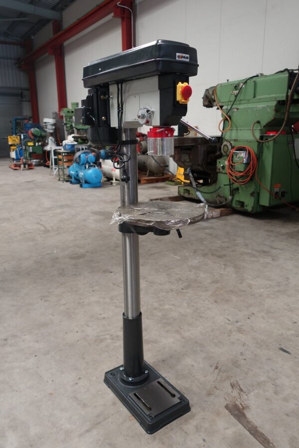 pedestal-drill-16mm-capacity-whitelaw-engineering-machinery